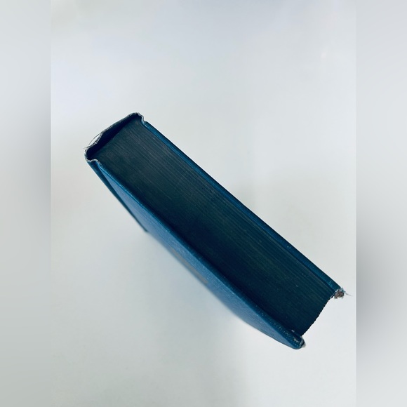 The Old Wives' Tale by Bennett, Arnold - Picture 5 of 7